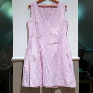 Eva Mendes flare dress